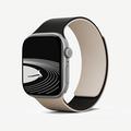 Apple Watch (42/44/SE/45/46/49mm) MOFT Snap Duo -ranneke - valkoinen / musta