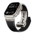 Apple Watch (42/44/SE/45/46/49mm) -silikonirannekkeen, jossa on titaaniliitin