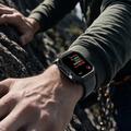Apple Watch Series 12 Spigen Rugged Armor TPU Kotelo - 42mm - Musta