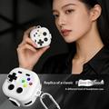 Samsung Galaxy Buds 4/4 Pro -peliohjaimen tyylinen kotelo, jossa on karabiinihaka ja puhdistustyökalu - valkoinen