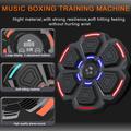 Seinälle kiinnitettävä älykäs nyrkkeilykone musiikilla - musta