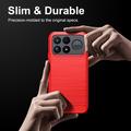 Xiaomi Poco F9 Ultra Harjattu TPU Suojakuori - Hiilikuitu - punainen