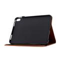 iPad 2022/2025 Butterfly Smart Folio -kotelo korttipaikoilla - ruskea