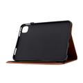 iPad Air 11 2026/iPad Pro 11 2022/iPad Air 2022 Butterfly Smart Folio -kotelo korttipaikoilla - ruskea